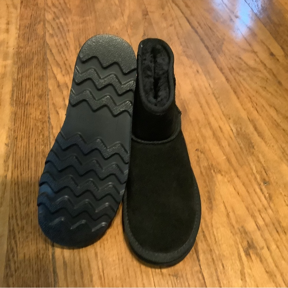 Size 6 black boots brand new never worn - Picture 2 of 2